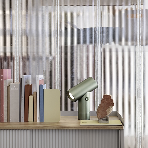 Muuto Beam Bordlampe Grøn